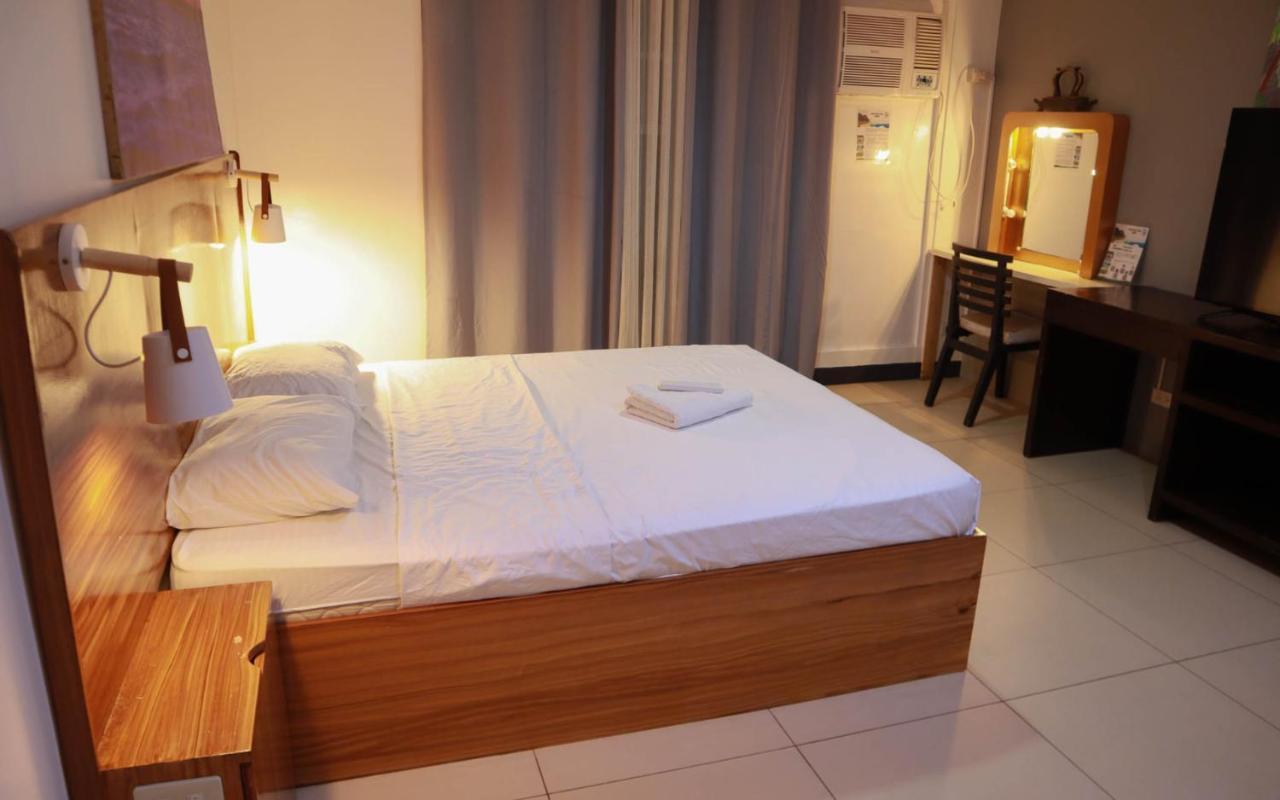 Baybayin Hostel - Pasay Close To Airport Екстер'єр фото