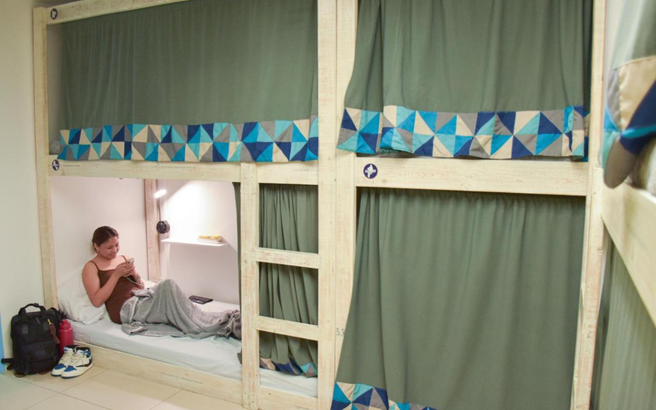 Baybayin Hostel - Pasay Close To Airport Екстер'єр фото